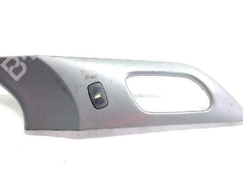 Used Right front window switch Right front window switch PEUGEOT 407 (6D_) 2.0 (6DRFNB, 6DRFNE) (136 hp) 7307672 7307672