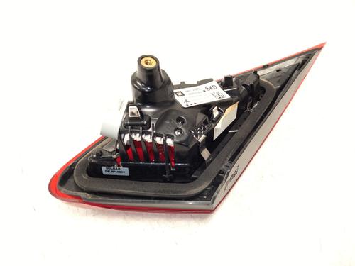 Feu de coffre gauche OPEL CORSA E (X15) | BP32326237C79