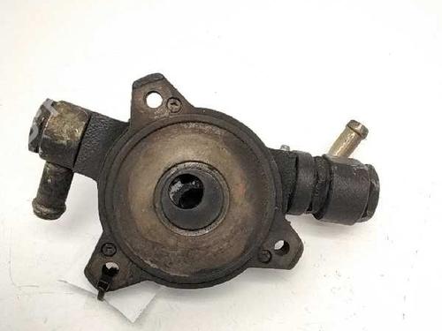 Used Vacuum pump NISSAN BLUEBIRD (T72 , T12, U12) [1985-1990]  11947529