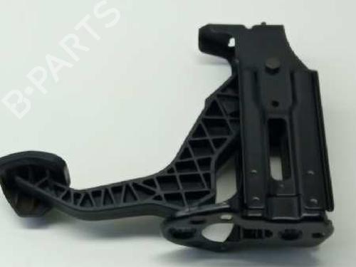 Clutch pedal SEAT LEON (1M1)  | BP9717752I13 