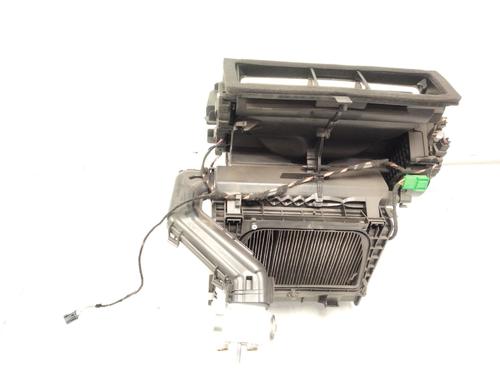 Heater matrix box LAND ROVER DISCOVERY SPORT (L550) 2.0 D | BP22804181M61 