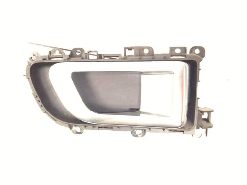 Used Rear right interior door handle Rear right interior door handle 22738143 22738143