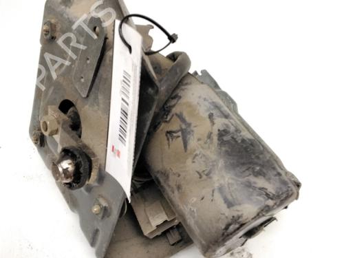 Used Front wiper motor NISSAN VANETTE CARGO Van (HC 23) 2.3 D (75 hp) 22982240
