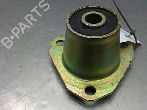 Used Gearbox mount RENAULT MASTER I Van (T__) [1980-1998]  14314496
