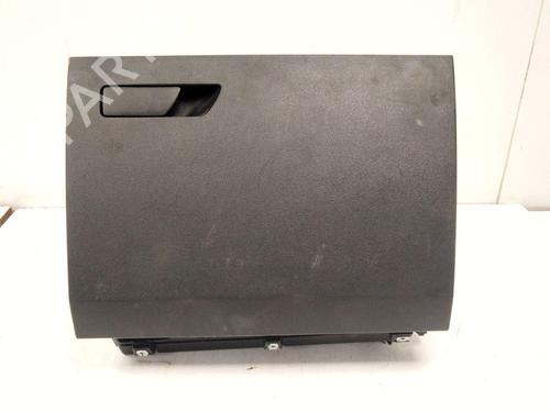 Used Glove box Glove box 38331305 38331305