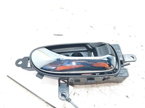 Used Front right interior door handle Front right interior door handle 25229393 25229393