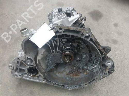 Used Gearbox OPEL MERIVA A MPV (X03) 1.7 DTI (E75) (75 hp) 249050