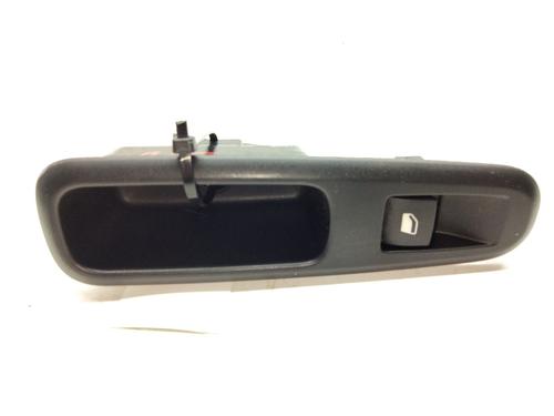 Used Right rear window switch PEUGEOT 5008 (0U_, 0E_) 1.6 HDi (114 hp) 18875084