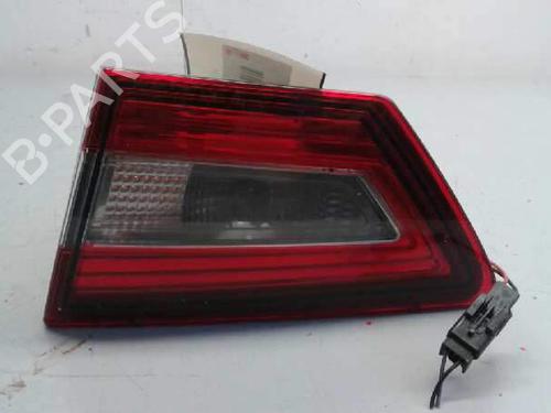 Used Right tailgate light Right tailgate light 11682105 11682105