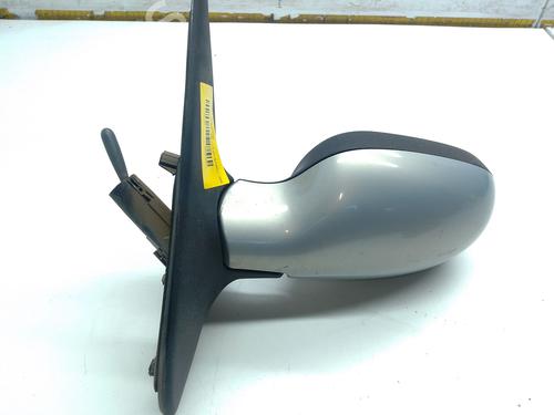 Retrovisor esquerdo Retrovisor esquerdo RENAULT CLIO II (BB_, CB_) [1998-2016] 33654925 33654925