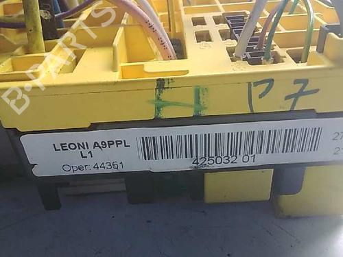 Fuse box PEUGEOT 208 I (CA_, CC_)  | BP15887942E1 