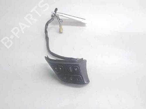 Used Steering wheel controls Steering wheel controls 17367931 17367931