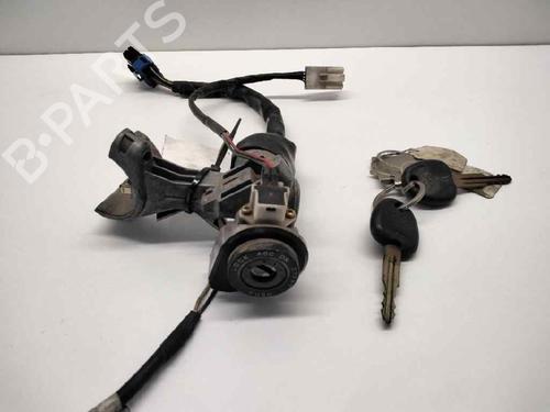 Used Ignition barrel HYUNDAI SONATA III (Y-3) 2.0 i 16V (125 hp) 1230591