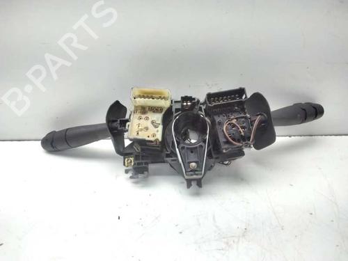 Used Steering column stalk RENAULT CLIO II (BB_, CB_) [1998-2016]  10330452