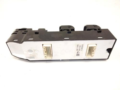 Left front window switch MAZDA CX-5 (KF) 2.2 D AWD | BP29374379I27 