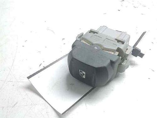 Used Right front window switch Right front window switch RENAULT MEGANE II Saloon (LM0/1_) 1.6 16V (LM1R, LM0C) (112 hp) 10662374 10662374