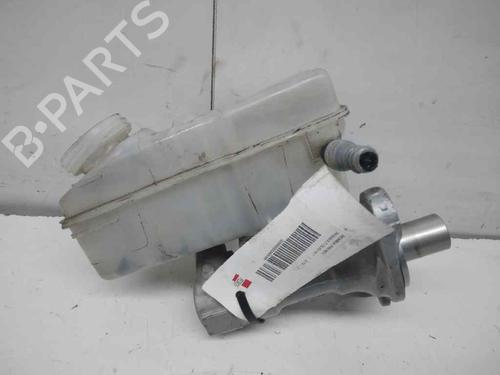 Used Brake master cylinder RENAULT CLIO IV (BH_) [2012-2021]  10498882