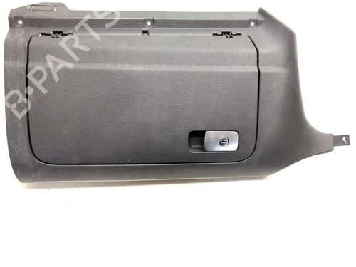 Used Glove box Glove box 19105379 19105379