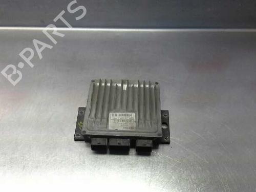 Used Engine control unit (ECU) RENAULT MEGANE II (BM0/1_, CM0/1_) [2001-2012]  1040855
