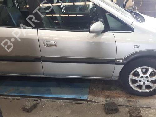 Right taillight OPEL ZAFIRA A MPV (T98)  | BP10682098C35 