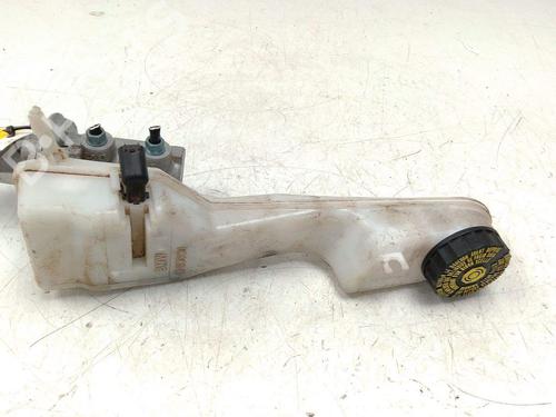 Used Brake master cylinder Brake master cylinder BMW 2 Gran Tourer (F46) 216 d (116 hp) 39650223 39650223