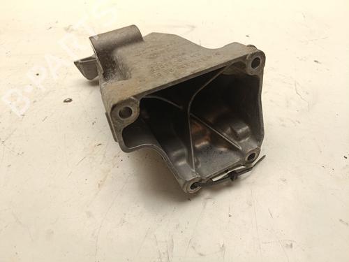 Engine mount MERCEDES-BENZ GLC (X253) 250 d 4-matic (253.909) | BP18962142M89 