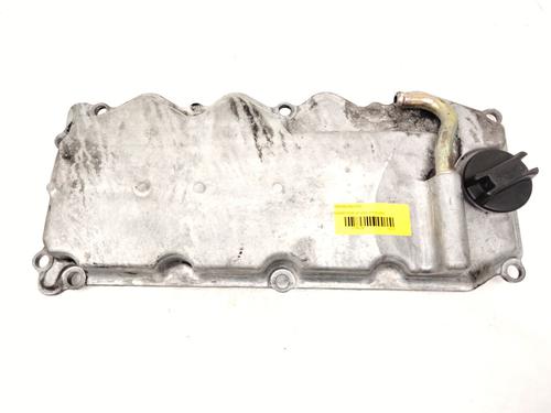 Used Valve cover NISSAN PICK UP (D22) 2.5 Di (133 hp) 29730516