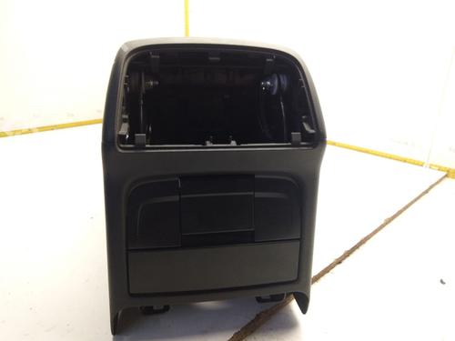 Armrest / Center console AUDI A5 Sportback (8TA) 2.0 TDI | BP17584953I20 