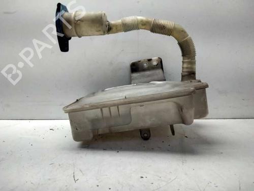 Used Windscreen washer tank SKODA SUPERB II Estate (3T5) [2009-2015]  10330442