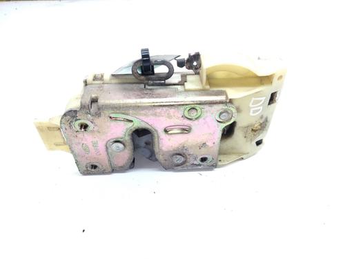 Used Front right lock FORD MONDEO II (BAP) [1996-2000]  16885463