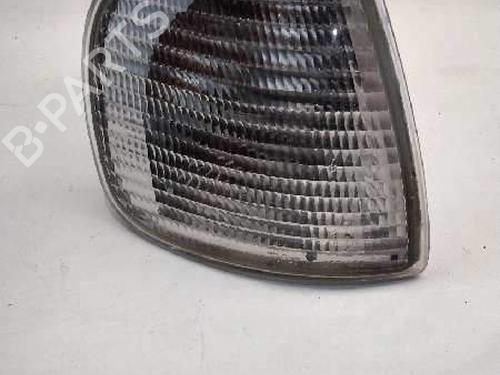 Used Right front indicator Right front indicator 8143062 8143062