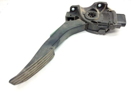 Used Pedal Pedal 18865626 18865626