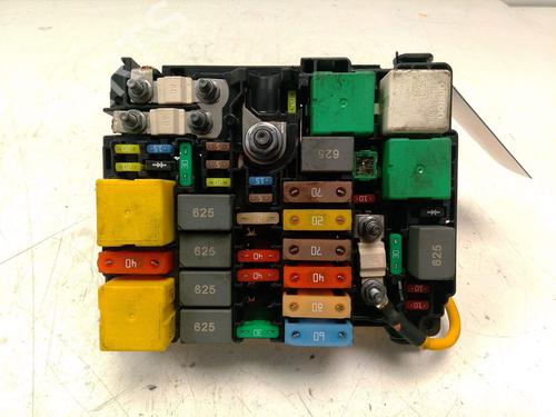 Used Fuse box Fuse box 38235638 38235638