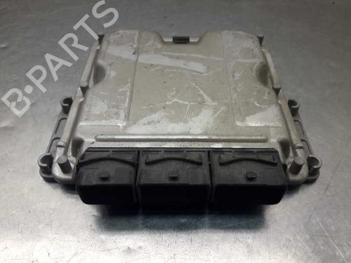 Used Engine control unit (ECU) RENAULT TRAFIC II Van (FL) [2001-2025]  6126252