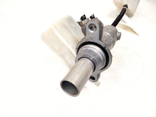 Brake master cylinder FORD KUGA II (DM2) 2.0 TDCi | BP30832950M77