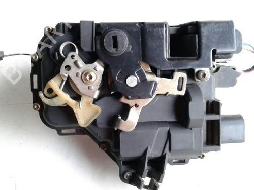 Høyre foran lås SEAT LEON (1M1)  | BP7256788C97 