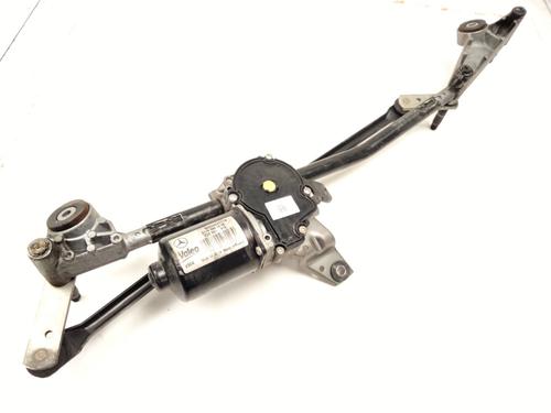 Used Front wiper motor MERCEDES-BENZ CLA Coupe (C117) CLA 220 CDI / d (117.303) (163 hp) 24843624