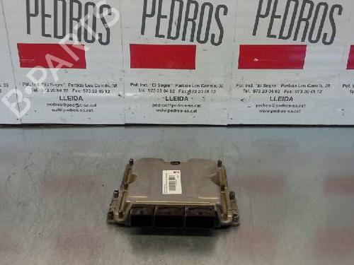 Engine control unit (ECU) RENAULT MEGANE I Coach (DA0/1_) 1.9 dCi (DA05, DA1F) 0281001934 | 8200078730 | HOM8200039569