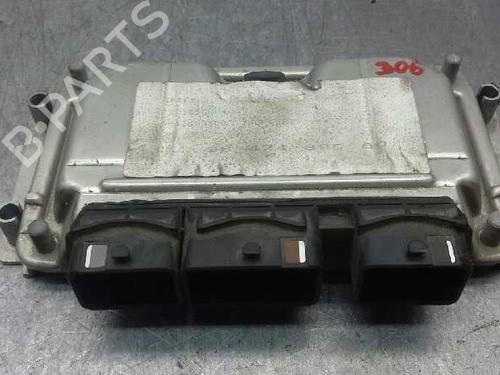 Used Engine control unit (ECU) PEUGEOT 307 (3A/C) [2000-2012]  1030682