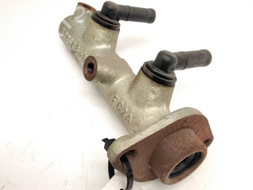 Used Brake master cylinder Brake master cylinder NISSAN VANETTE Van (_C22) [1986-2013] 15894209 15894209