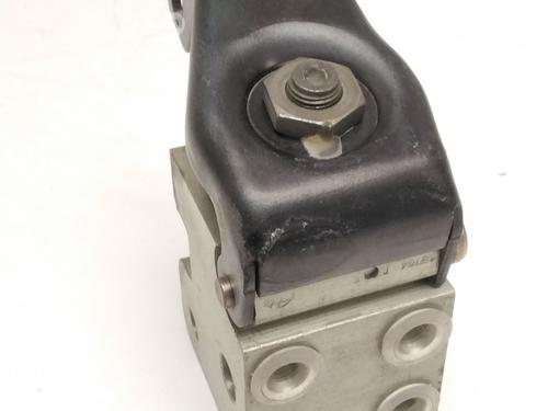 Brake master cylinder SEAT LEON (1M1)  | BP18659853M77 