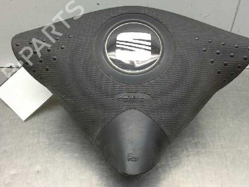 Used Driver airbag SEAT CORDOBA (6K2) [1999-2002]  1985483