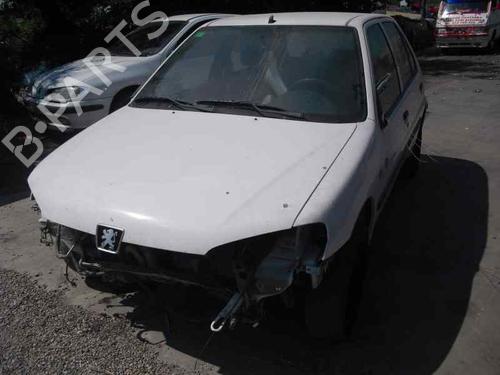 Engine control unit (ECU) PEUGEOT 106 II (1A_, 1C_)  | BP151558M57 