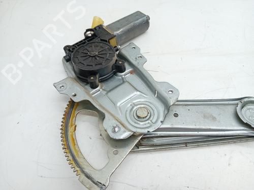 Front right window mechanism TOYOTA YARIS (_P1_) 1.4 D-4D (NLP10_, NLP10R) | BP28073714C23 