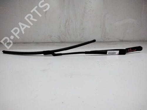 Used Front windshield wiper arm OPEL ASTRA J (P10) [2009-2016]  8401799