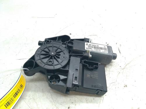 BP29566557E20 main image