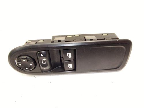 Used Left front window switch Left front window switch 24338008 24338008