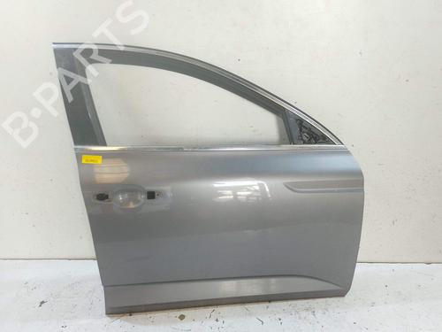 Used Right front door Right front door 37667432 37667432