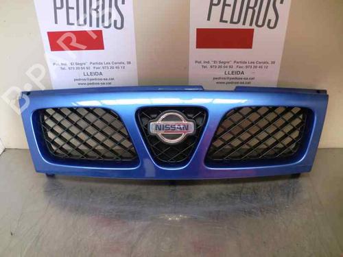 Used Grille NISSAN TERRANO II (R20) 2.7 TDi 4WD (125 hp) 1324439