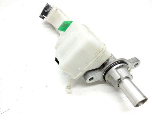 Brake master cylinder BMW 2 Gran Tourer (F46) 218 d xDrive | BP22982415M77 